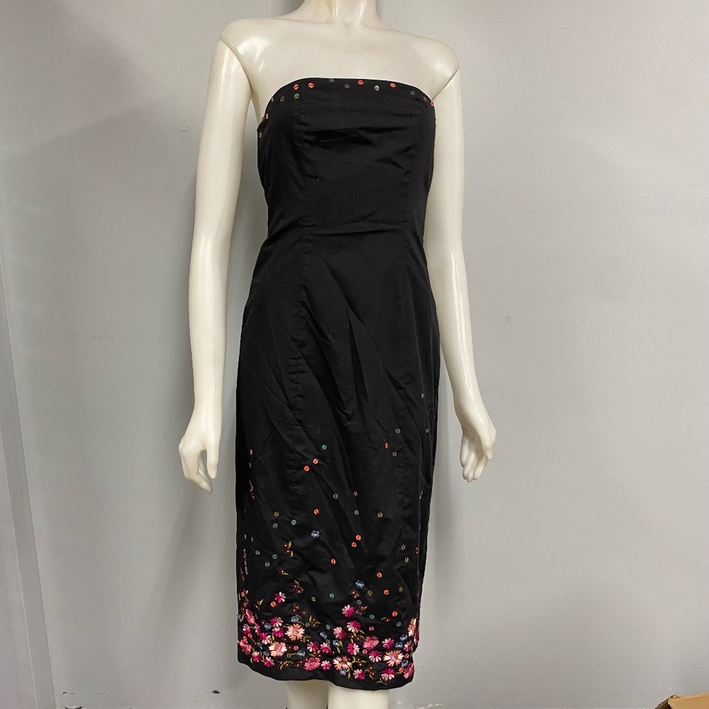 Easel Black Strapless Dress (Embroidered Flowers) size 4